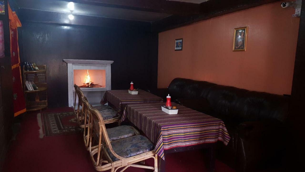 Lama Hotel - Cafe De Himalaya Lukla Exterior foto